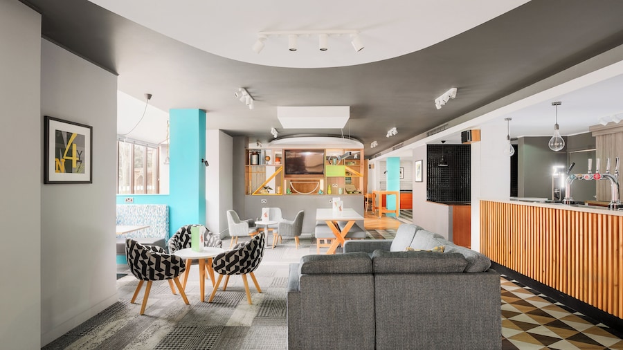Holiday Inn Northampton by IHG