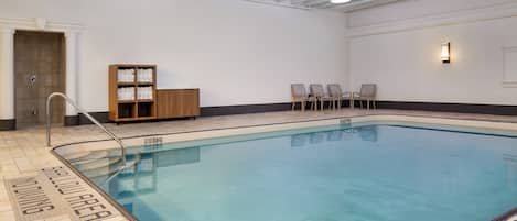 Una piscina techada