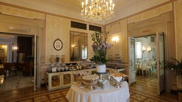 Daily buffet breakfast (EUR 28 per person)