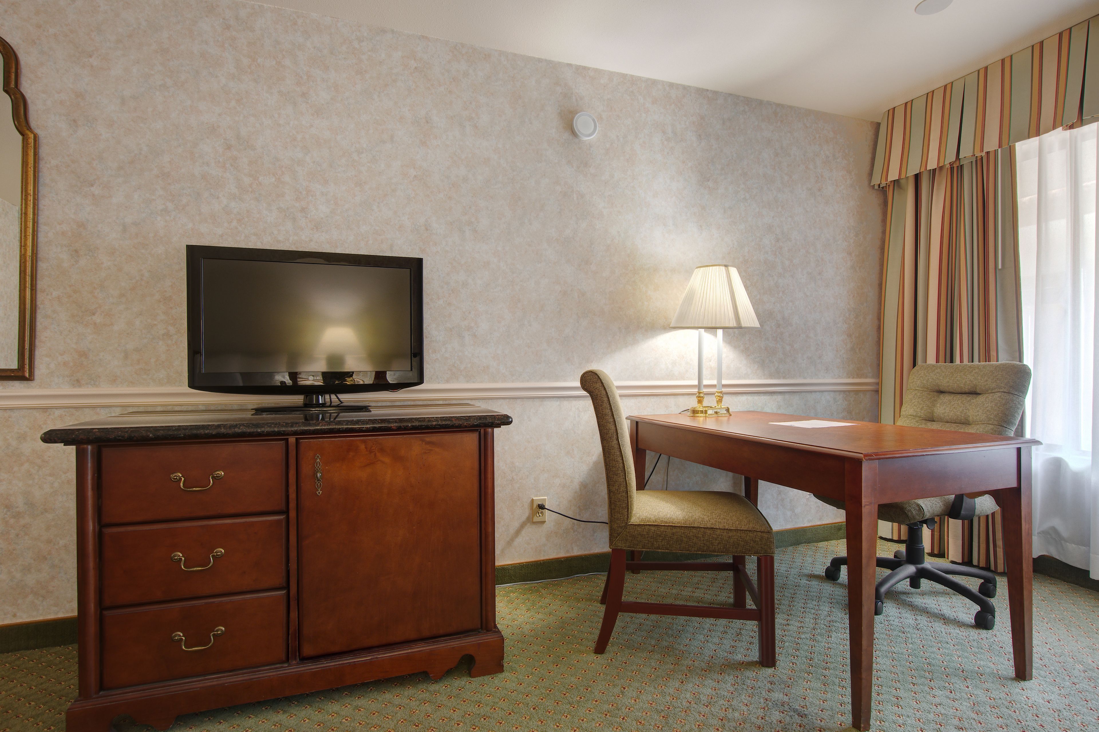 1 bedroom, desk, laptop workspace, blackout curtains