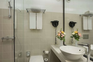 Free toiletries, hair dryer, towels, soap