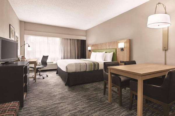 Family Suite, 1 Bedroom, Non Smoking | In-room safe, desk, laptop workspace, blackout drapes