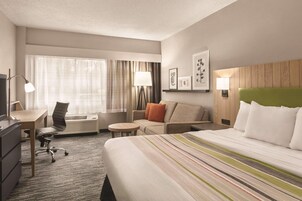 Studio Suite, 1 King Bed with Sofa bed, Non Smoking | In-room safe, desk, laptop workspace, blackout drapes