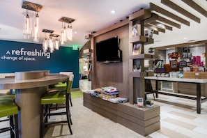 Game room - EVEN Hotel Norwalk by IHG (Norwalk)