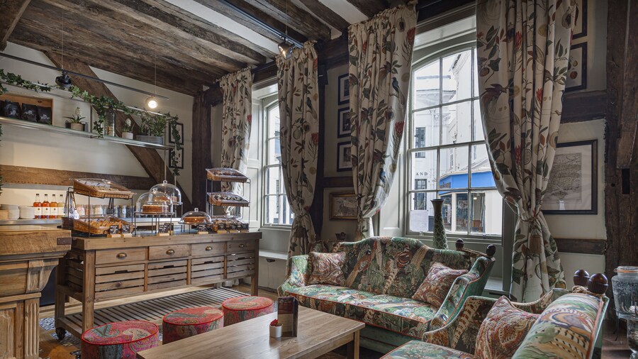 The White Horse Hotel, Romsey, Hampshire