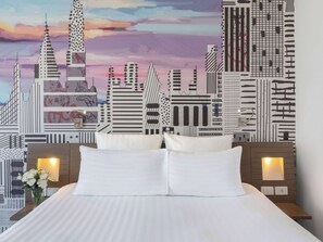 Superior Room, 1 Queen Bed | Down comforters, minibar, in-room safe, desk