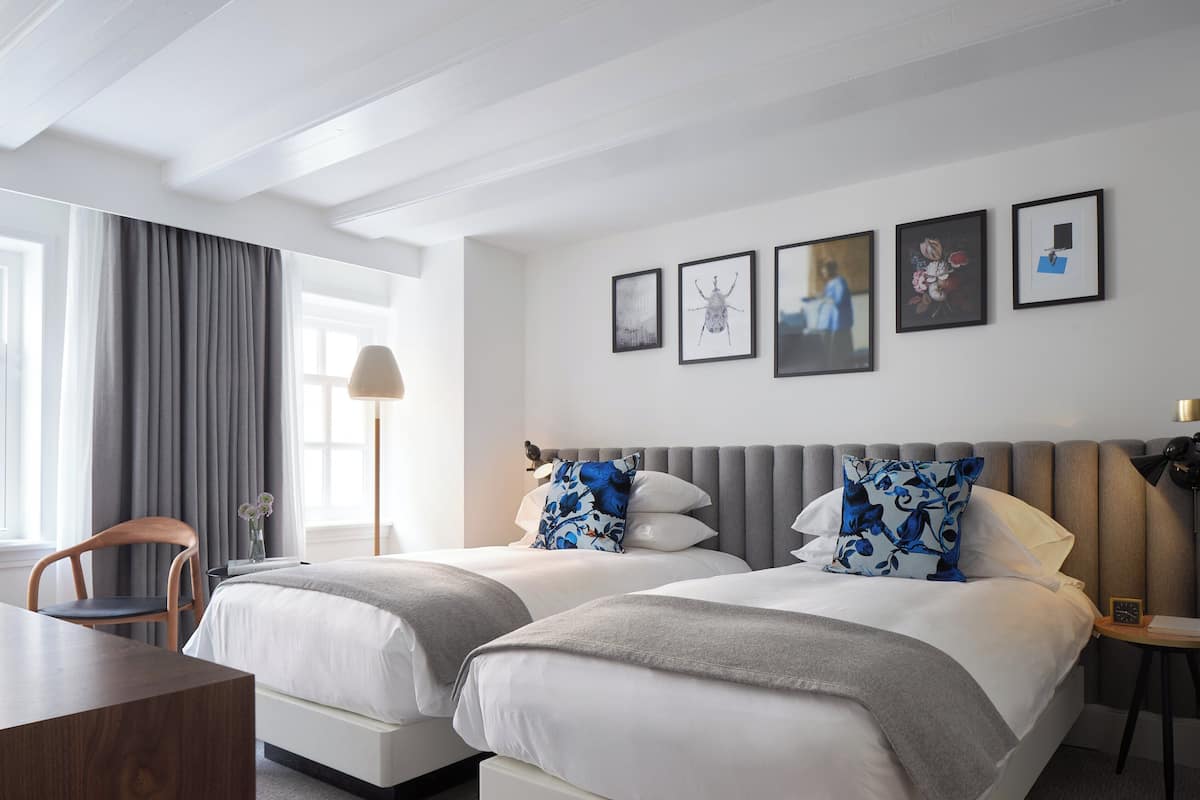 House (Little) | Premium bedding, minibar, in-room safe, desk