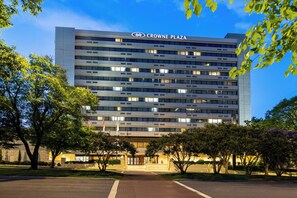 Exterior - Crowne Plaza Knoxville Downtown University by IHG (Knoxville)
