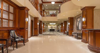 Crowne Plaza Knoxville Downtown University by IHG