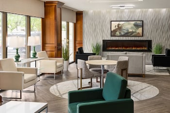 Crowne Plaza Knoxville Downtown University by IHG