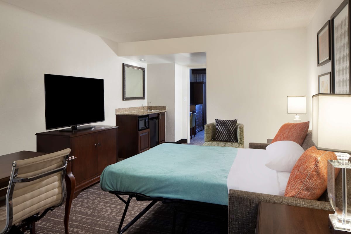 1 bedroom, premium bedding, down duvets, pillow-top beds