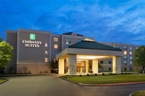 Embassy Suites by Hilton Philadelphia Airport