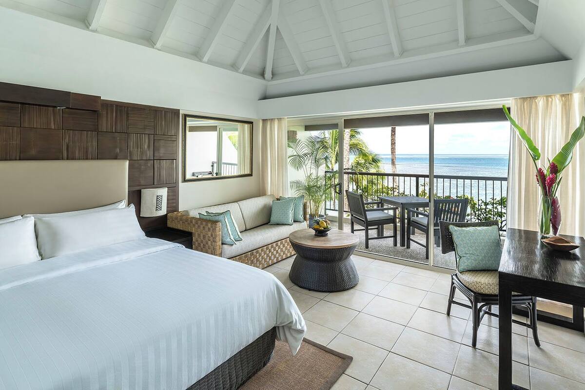 Deluxe Room (Ocean Grand) | Premium bedding, in-room safe, desk, laptop workspace