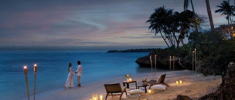 Private beach, white sand, free beach cabanas, sun-loungers