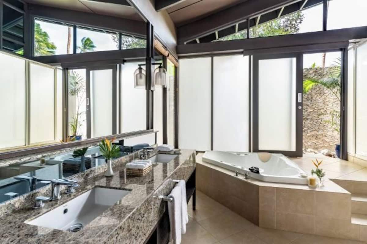 Bathroom | Shower, eco-friendly toiletries, hair dryer, bathrobes