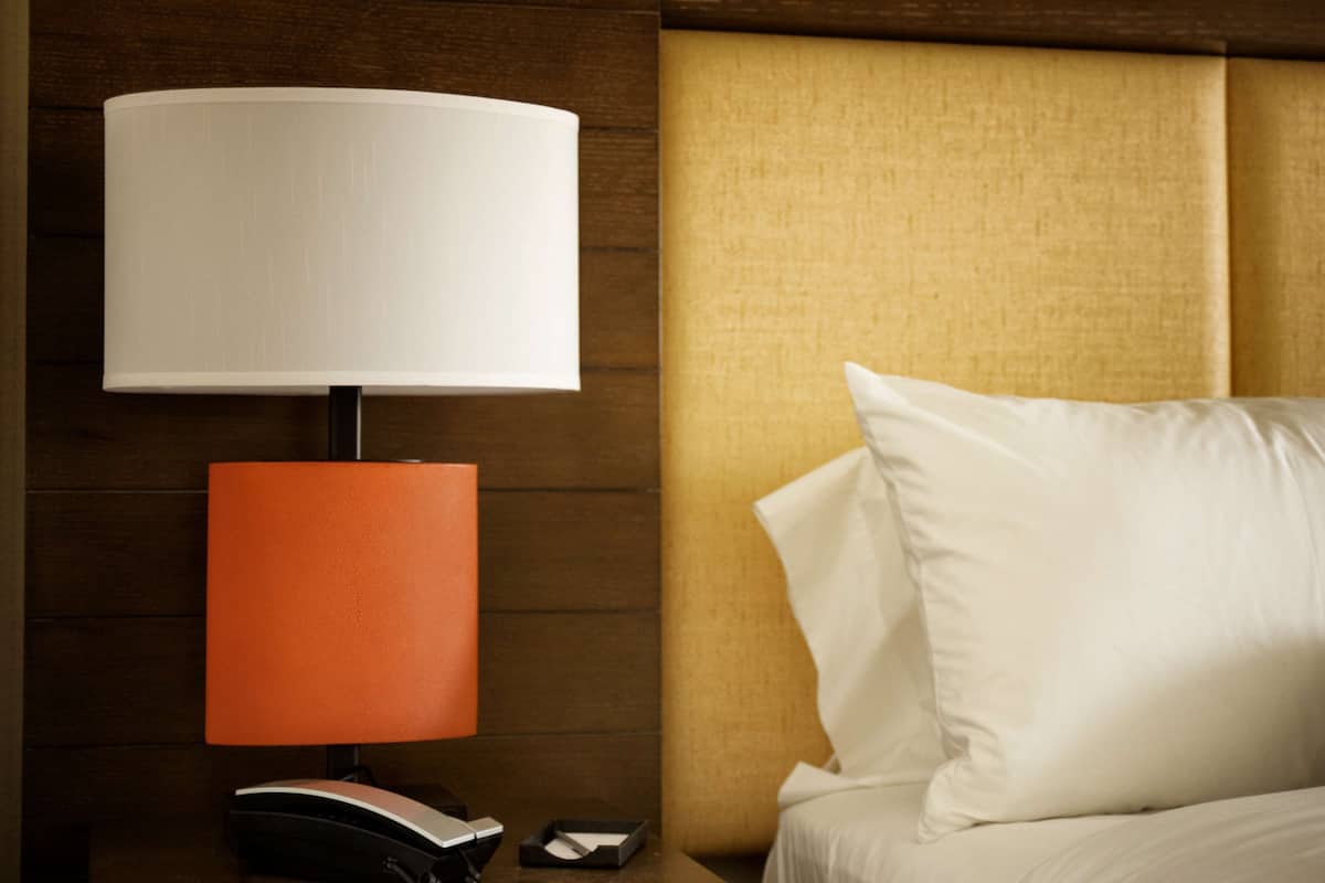 Premium bedding, in-room safe, desk, laptop workspace