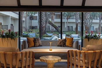 Hotel entrance and lobby at Sonesta Resort Hilton Head Island