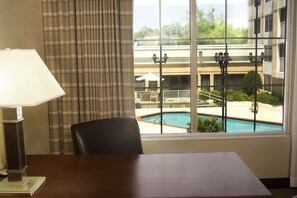 Premium bedding, in-room safe, desk, laptop workspace