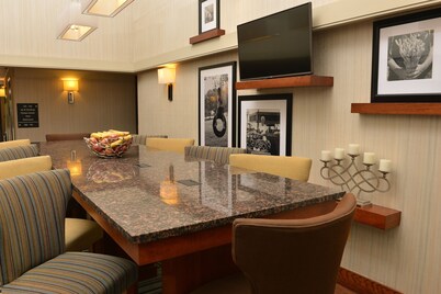 Hampton Inn Springfield-South