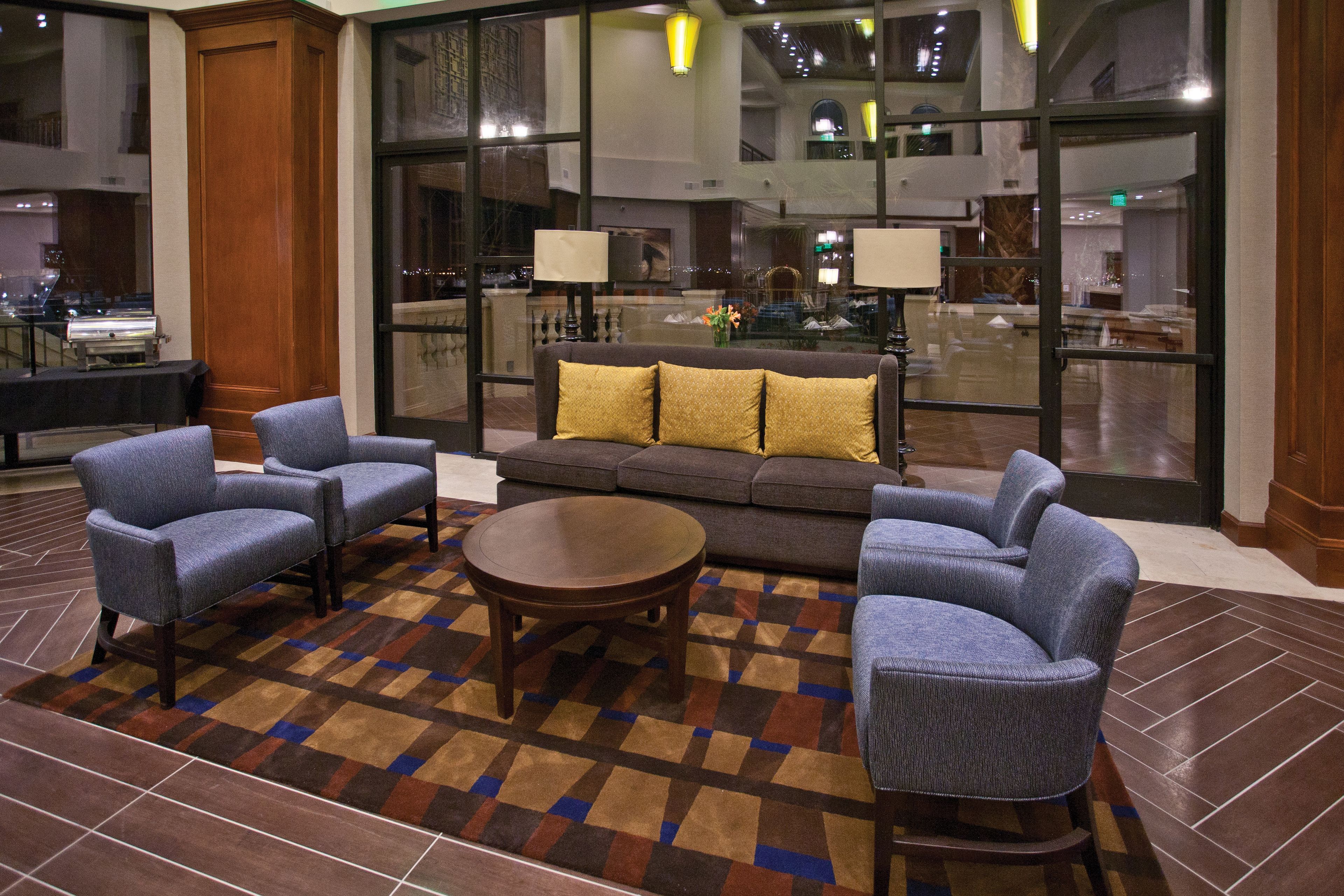 breakfast, lunch and dinner served