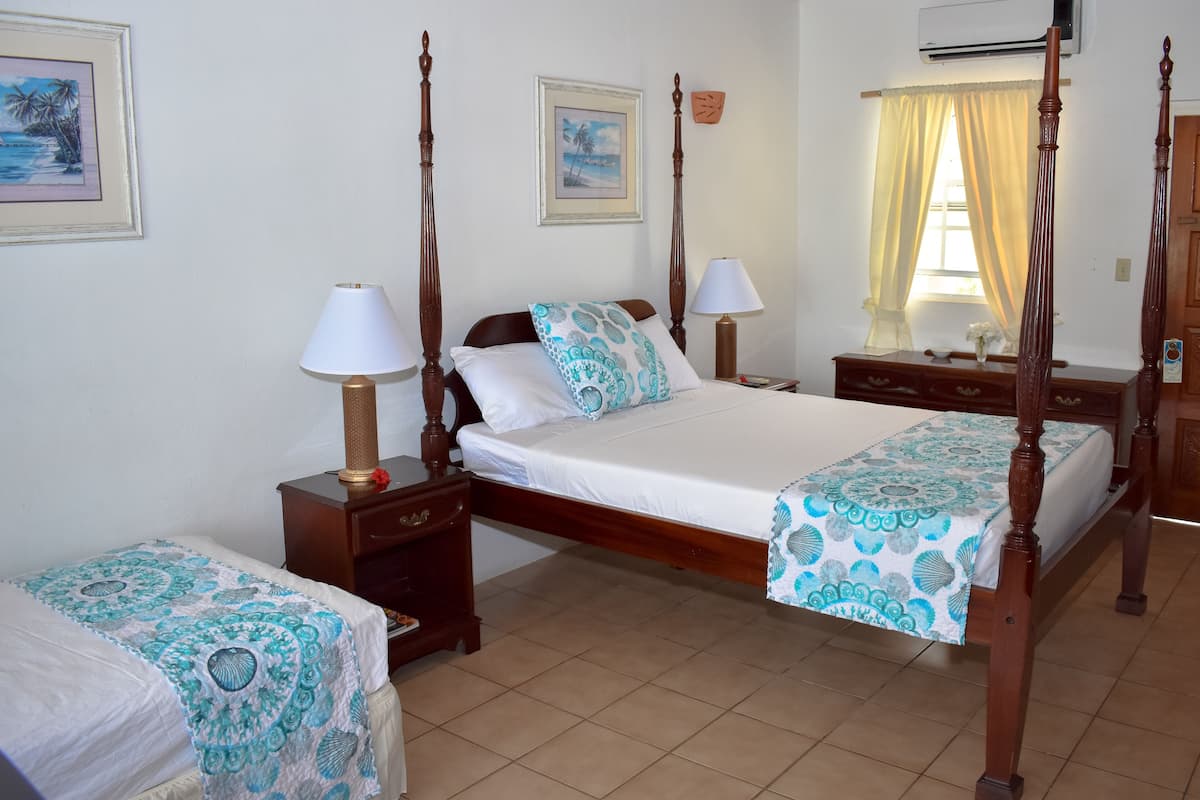 Superior Suite, Kitchenette, Ocean View