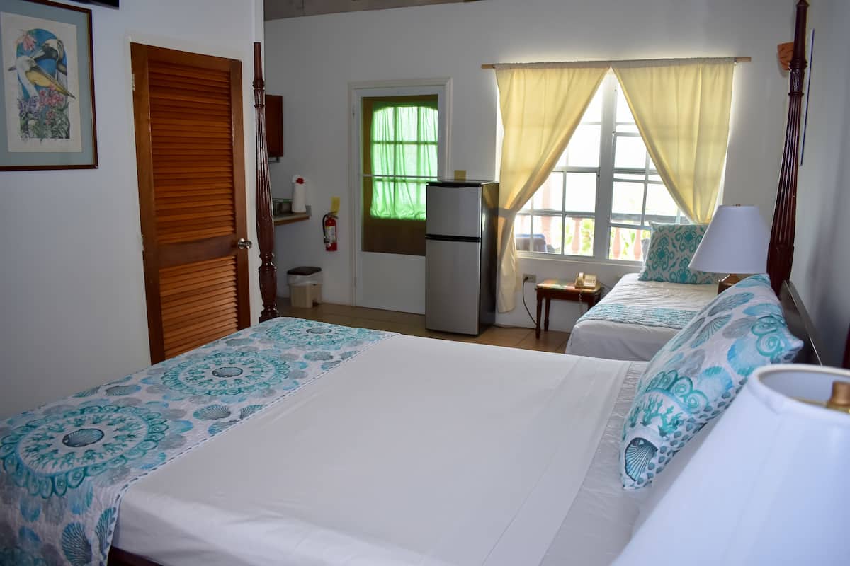 superior suite, kitchenette, ocean view | individually decorated, individually furnished, iron/ironing board