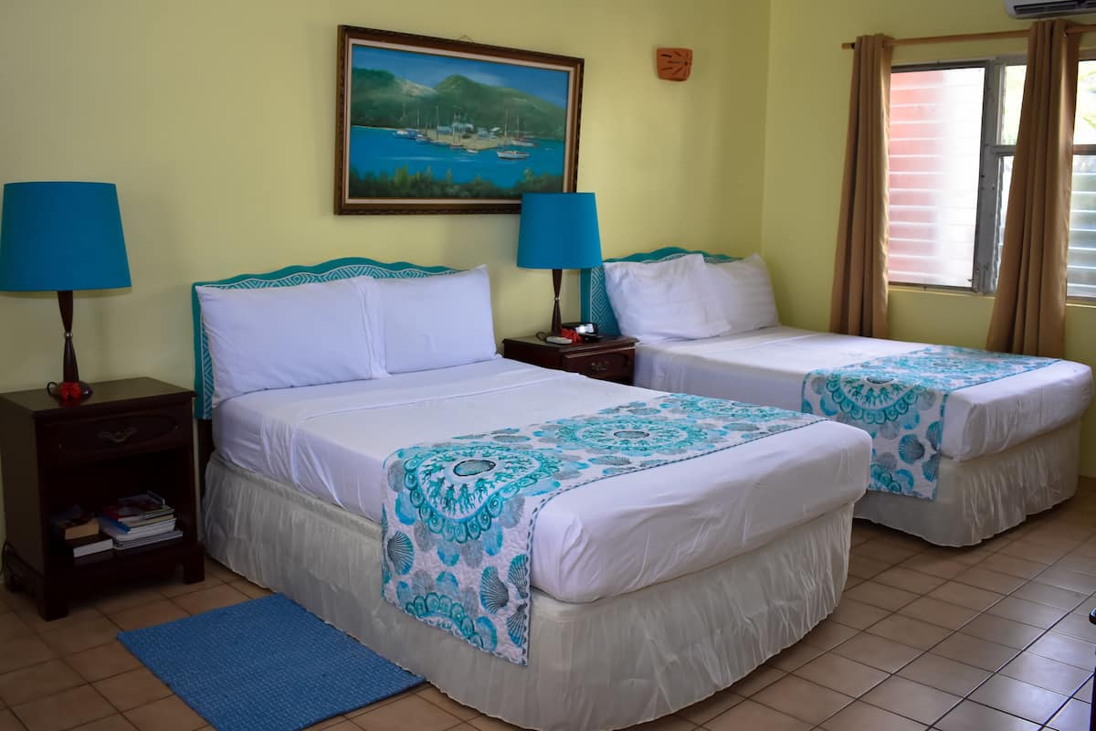 Standard Room, 2 Double Beds, Beachside
