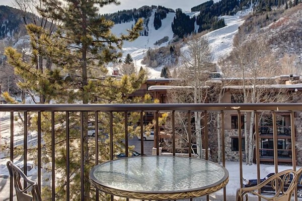 Pemandangan dari properti