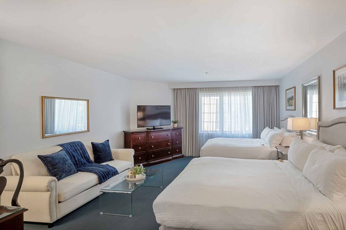 Luxury 2 Queen Room with Sleeper Sofa | Frette Italian sheets, premium bedding, down comforters, in-room safe