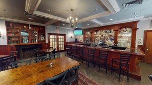 Serves lunch, dinner, and happy hour - Avon Old Farms Hotel (Avon)