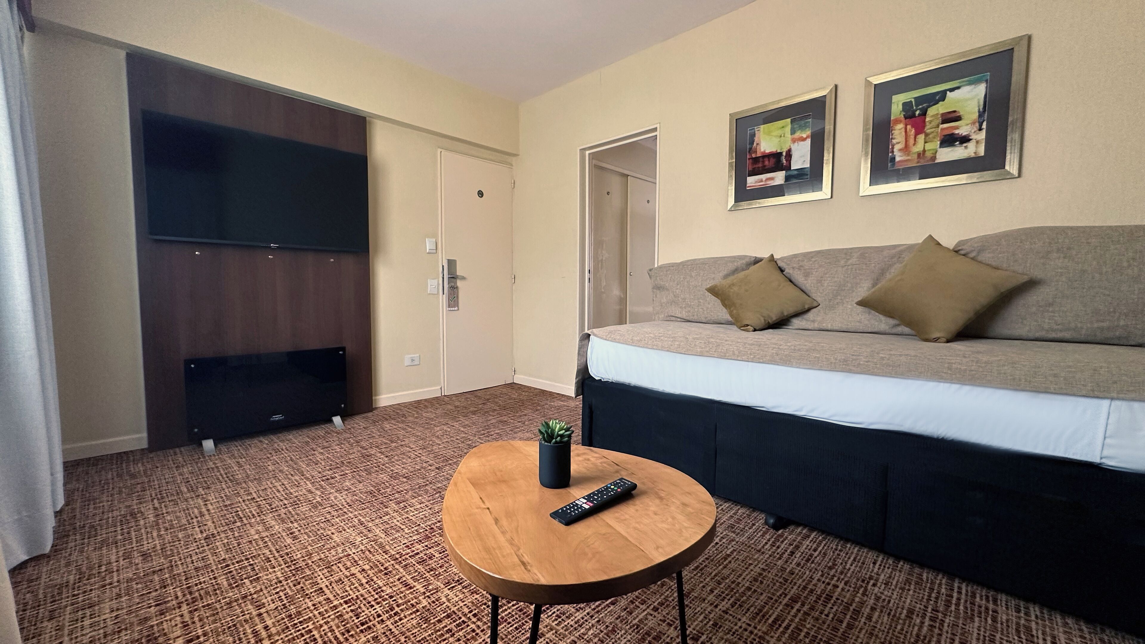 junior suite | 1 bedroom, premium bedding, minibar, in-room safe