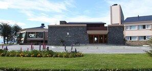 Front of property - Las Lengas Hotel (Ushuaia)