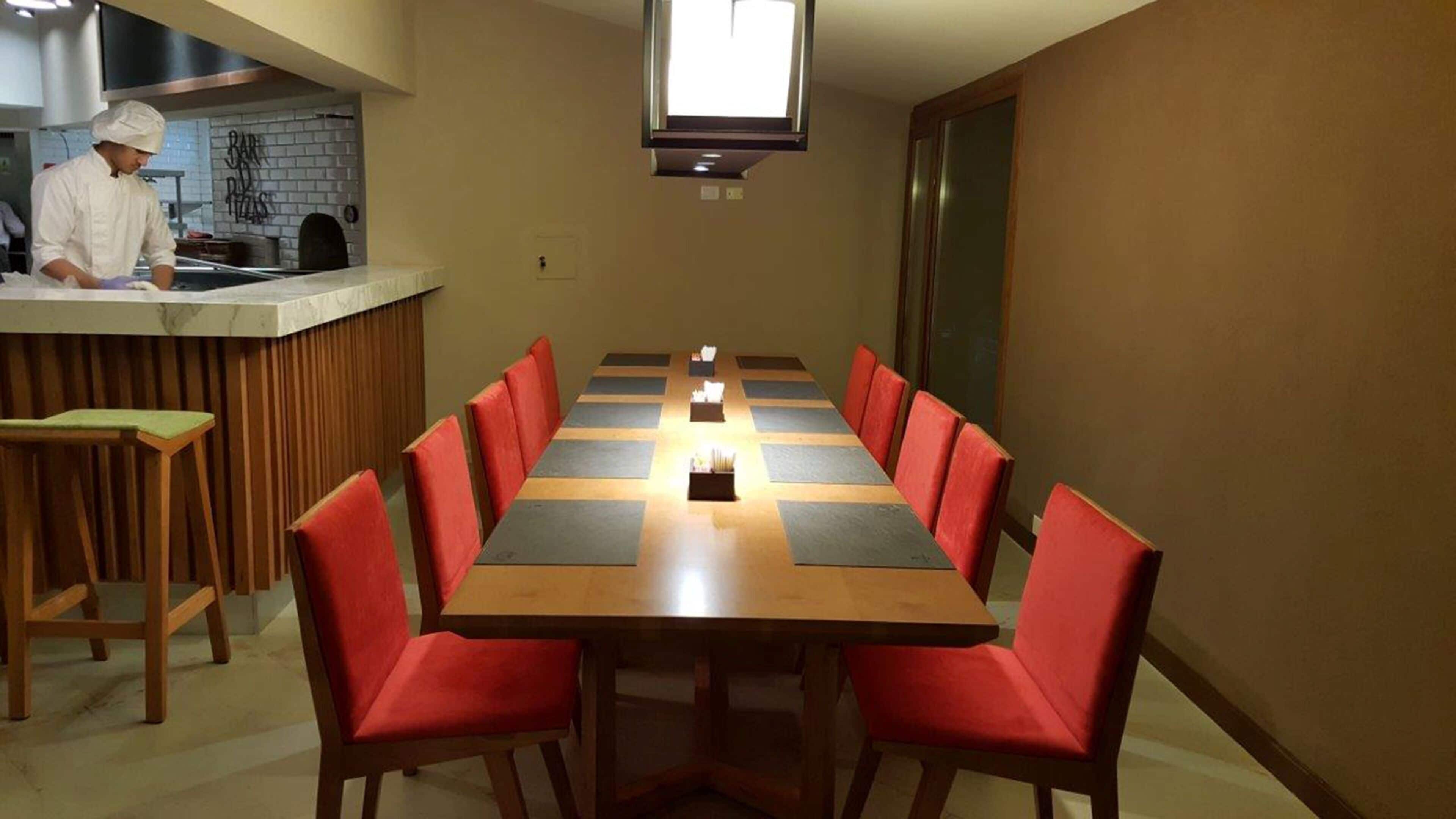 breakfast, lunch and dinner served