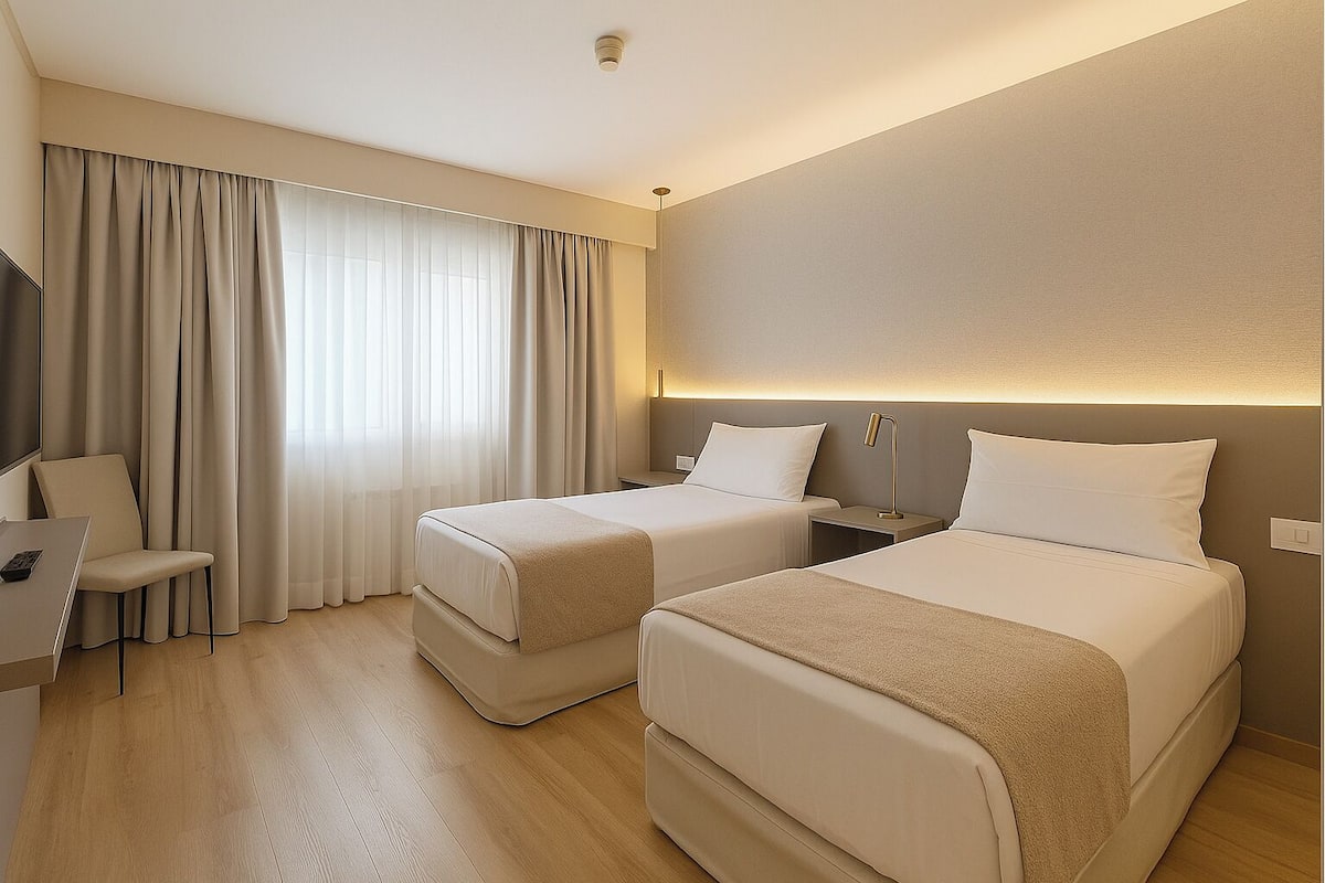 standard double room | 1 bedroom, premium bedding, minibar, in-room safe