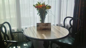 Classic Double Room, 2 Double Beds, Non Smoking | In-room dining