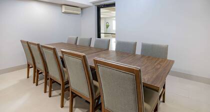 Spark by Hilton Fishkill