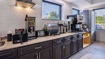 Free daily continental breakfast