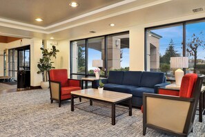 Lobby - Comfort Inn Bellingham (Bellingham)