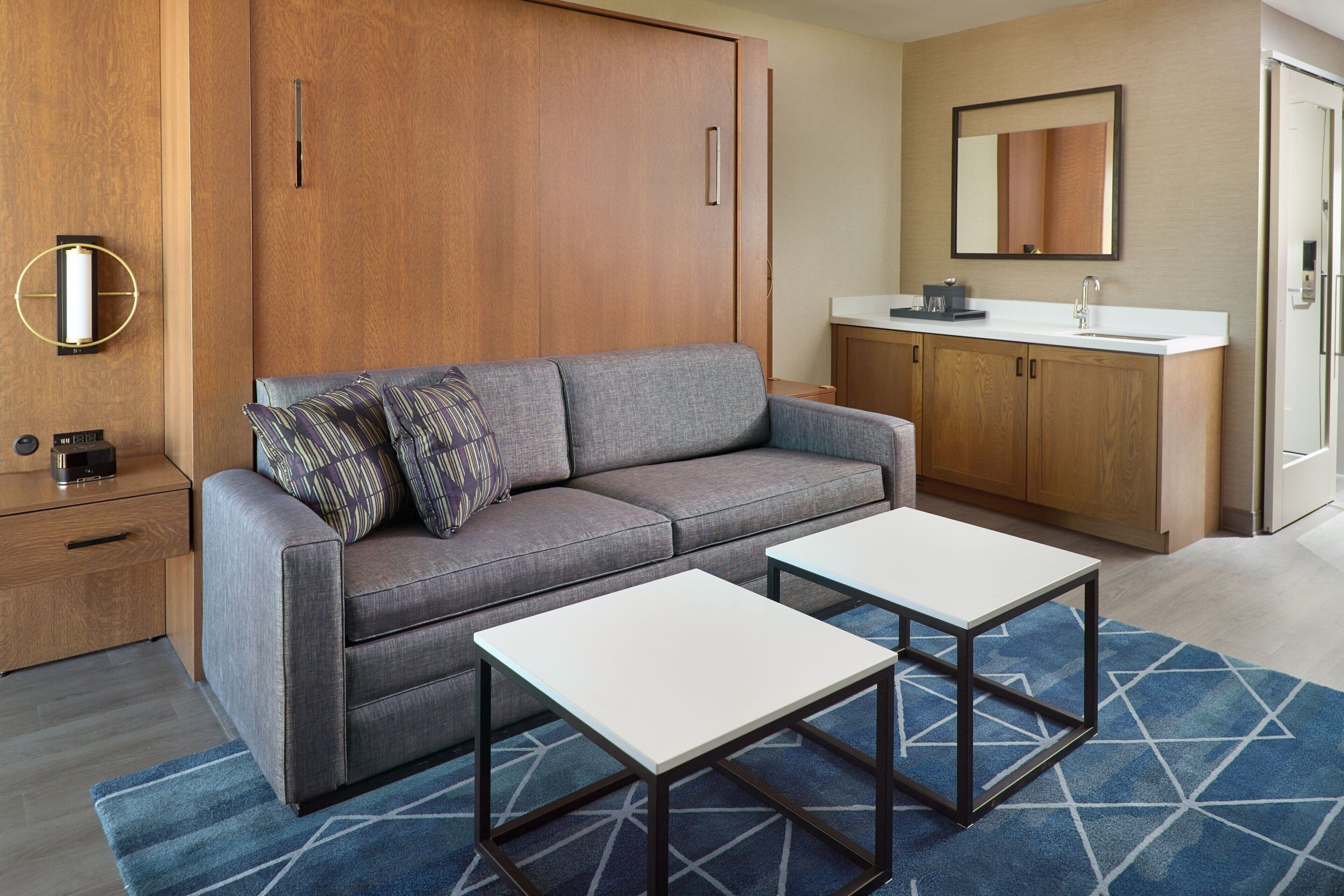 room, 1 king bed | premium bedding, in-room safe, desk, laptop workspace