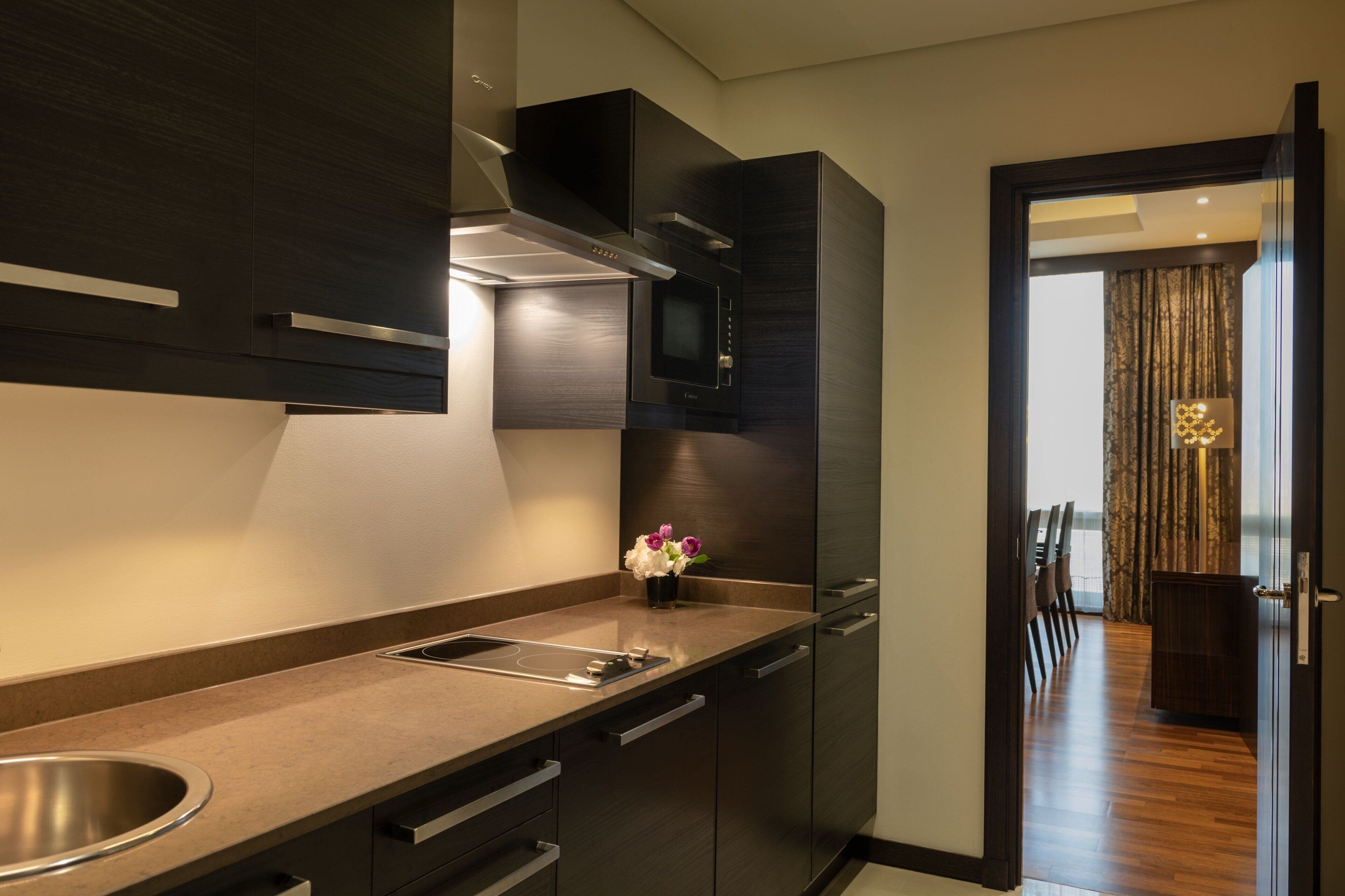 suite, 1 king bed, city view | 1 bedroom, down duvets, pillow-top beds, free minibar items