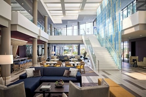 Lobby-Lounge
