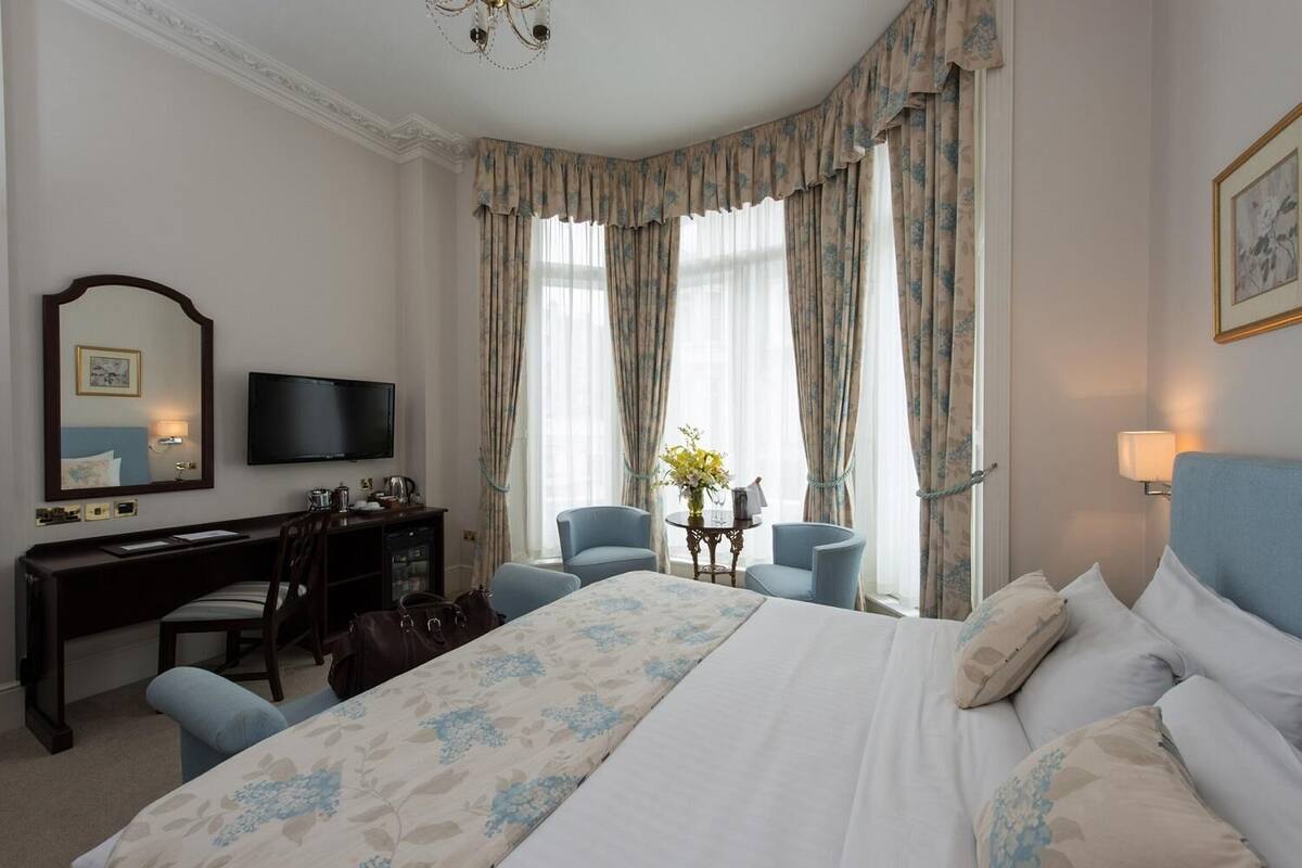 In-room safe, desk, laptop workspace, blackout curtains