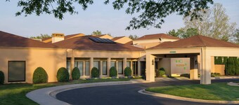 Courtyard by Marriott Richmond West