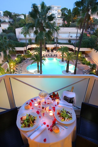 AC Hotel by Marriott Ambassadeur Antibes - Juan Les Pins