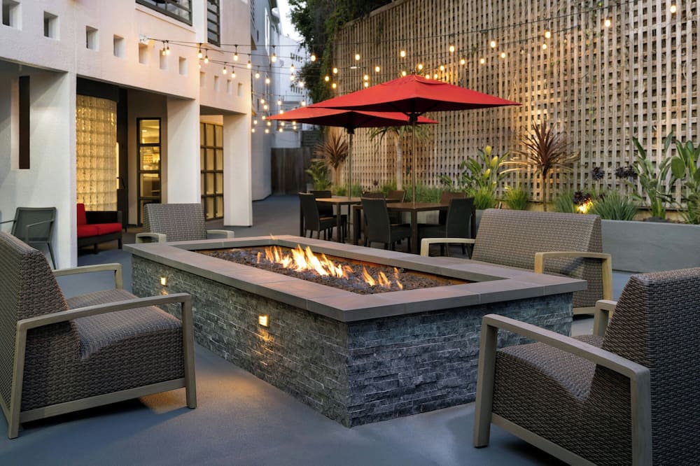 Courtyard by Marriott Los Angeles Century City/Beverly Hills