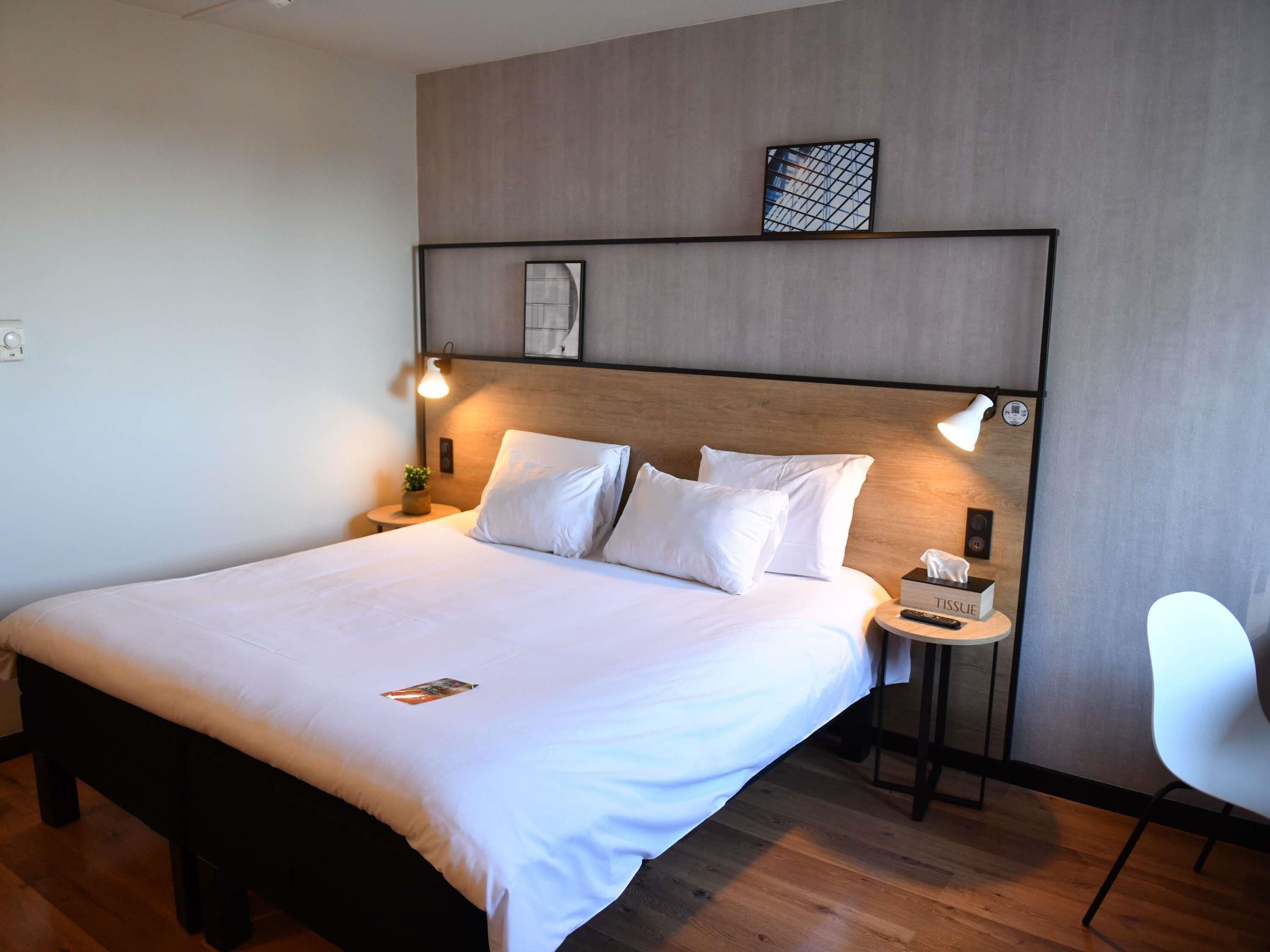 Room, 1 Double Bed, Accessible | In-room safe, desk, soundproofing, iron/ironing board