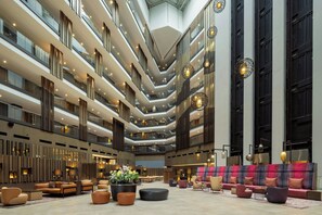 Lobby - Sheraton Grand Tbilisi Metechi Palace (Tbilisi)