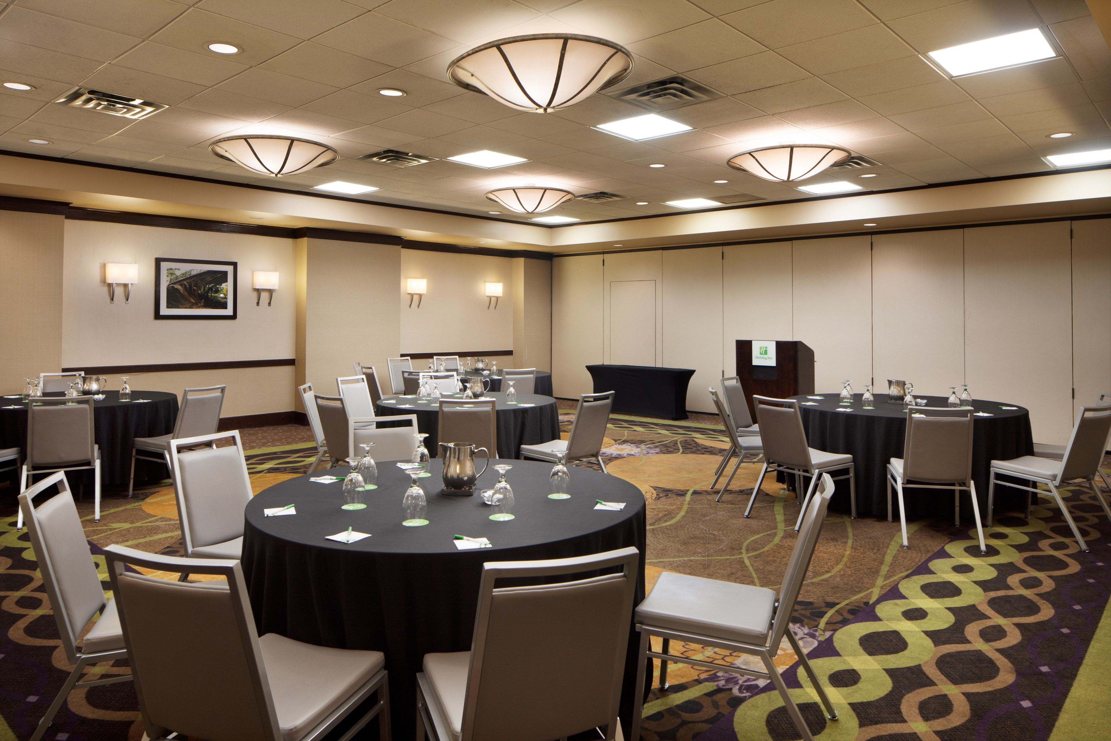 Photo - Holiday Inn Clark - Newark Area by IHG