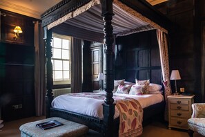 Executive kamer, 1 tweepersoonsbed, niet-roken (Four Poster Bed) | Luxe beddengoed, een kluis op de kamer, een bureau, een laptopwerkplek