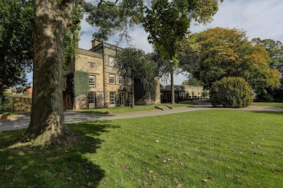 Best Western Plus Sheffield Mosborough Hall Hotel